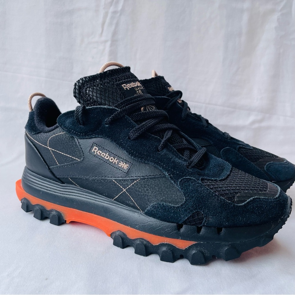 Reebok Classic Leather Ripple Sneakers Black Orange Sole Women’s Size 11